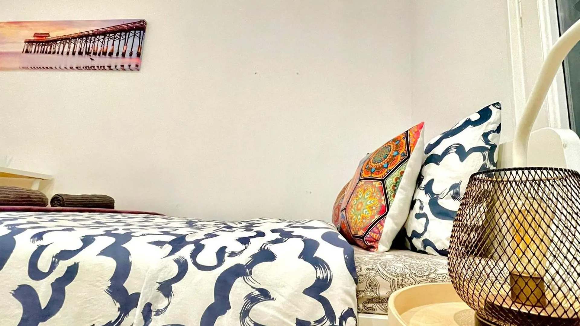 Sharing Flats In Gotico Hostel Barcelona